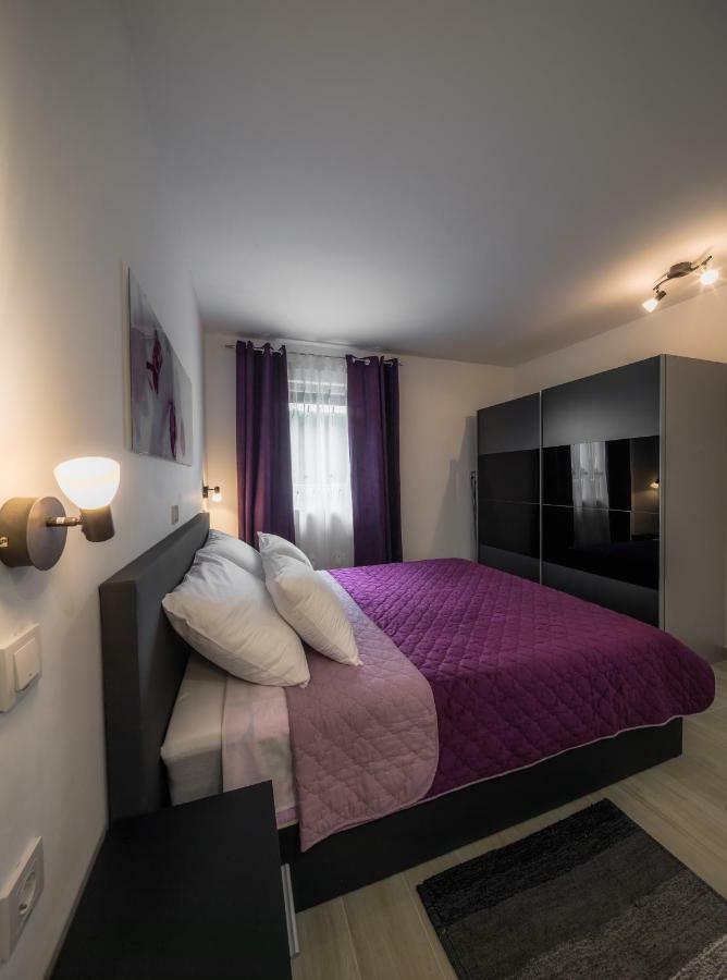 Plitvice Family Apartment โคเรนนิซา ภายนอก รูปภาพ